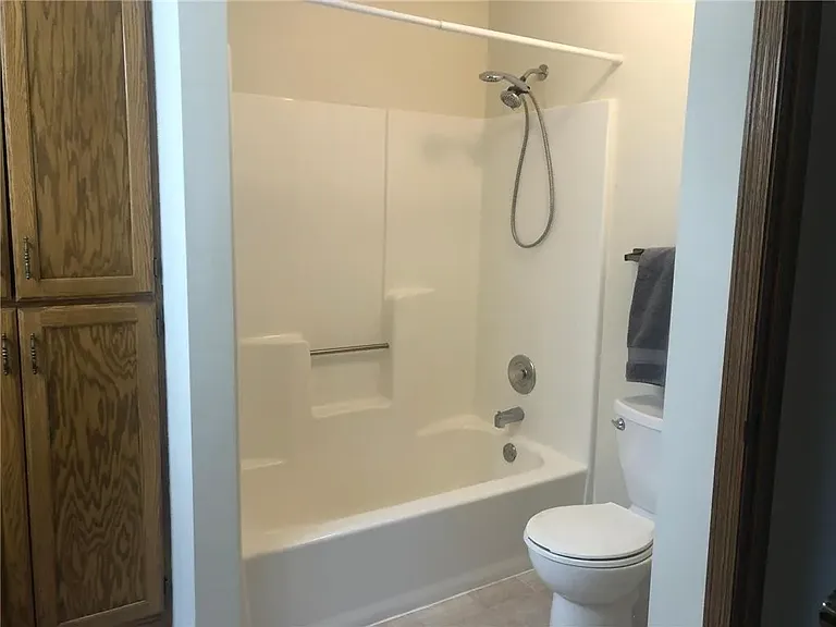 3173 Manitou Dr — Photo 8
