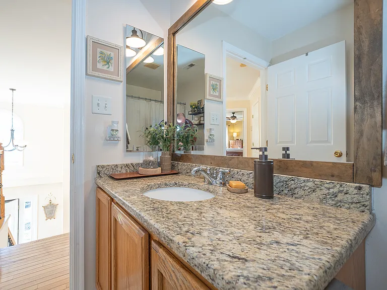 903 Maplewood Dr — Photo 71