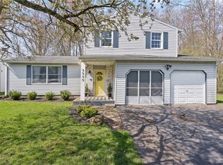 5550 Taormina Dr, Clay, NY 13041