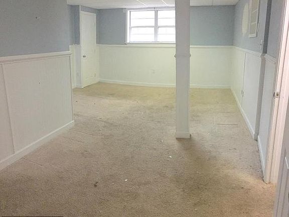 4th image of 27330 Bosse Dr