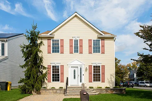 1772 Grande View Ave Photo 1