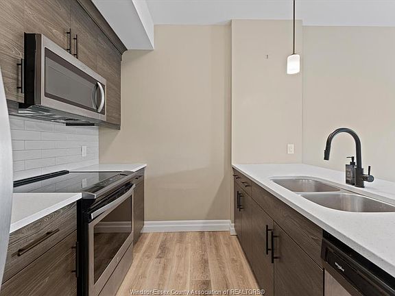 3rd image of 5840 Newman Blvd #209