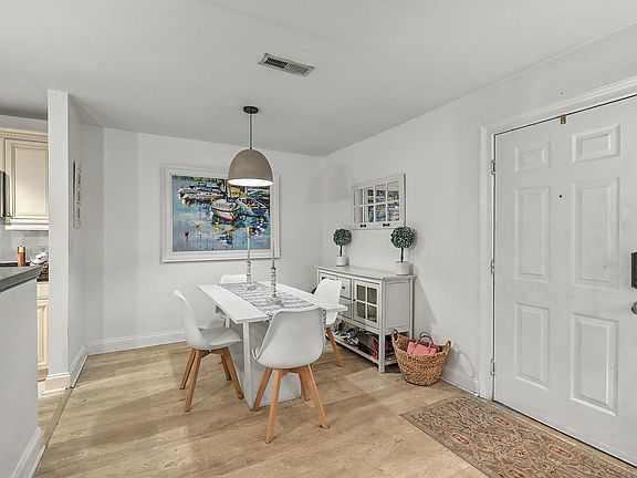 5th image of 2011 N Highway 17 Unit 2300A