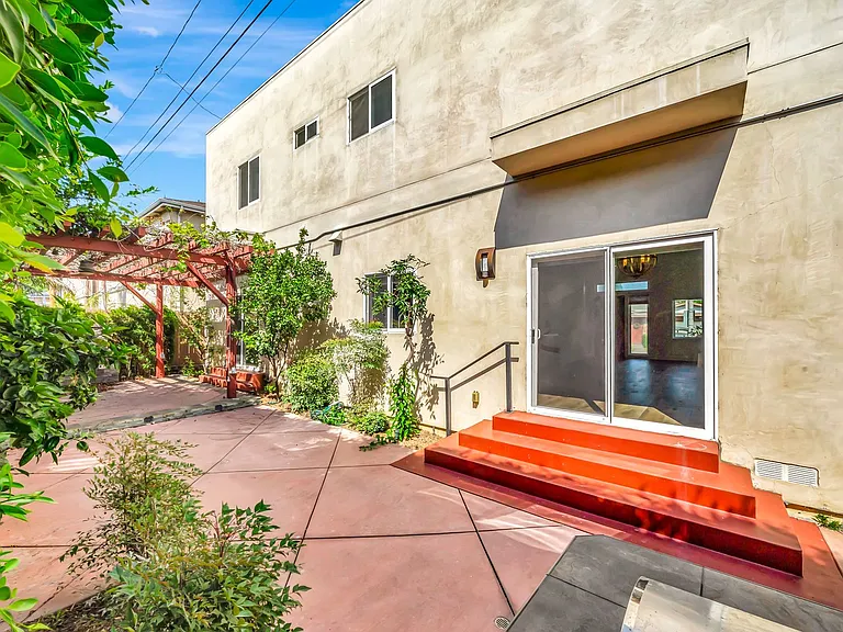 3533 Tuller Ave — Photo 44