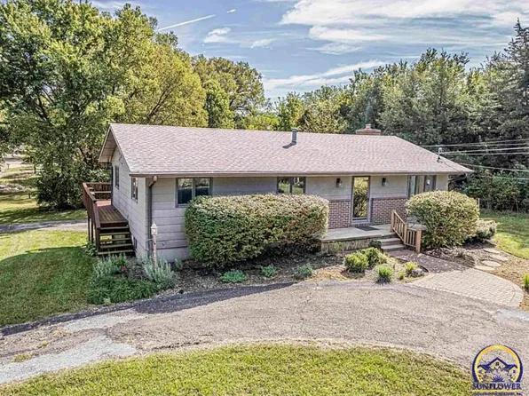 3100 Rolling Hills Dr, Milford, KS 66514