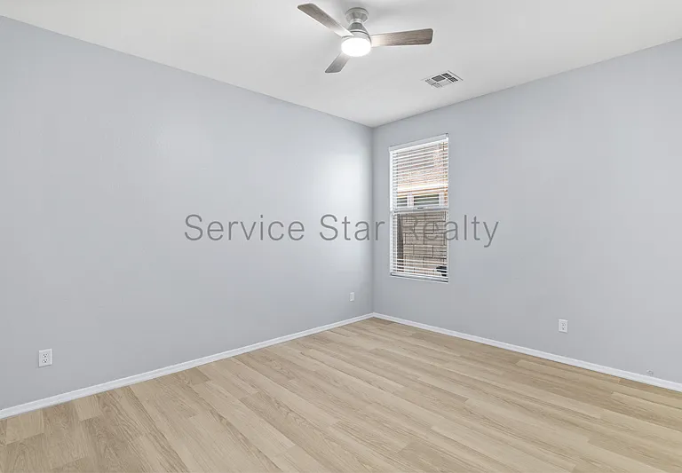 3448 E Merrill Ave — Photo 13