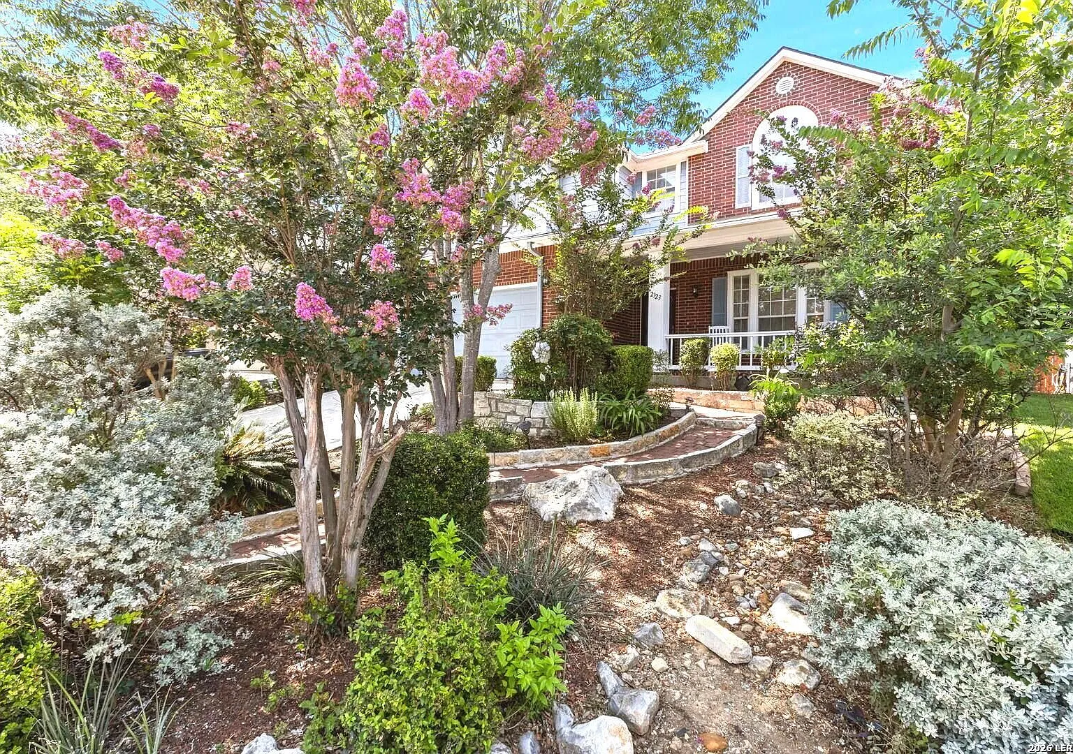 3 Bedroom/ 2.5 Bath Reserve At Thousand Oaks Subdivision — Photo 4