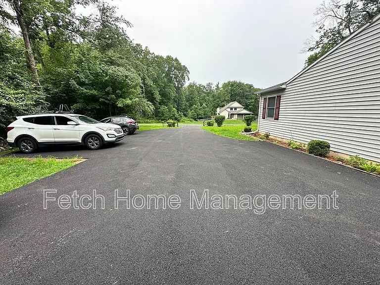 9 Hardy Ln — Photo 14