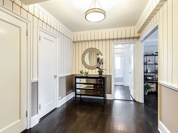 3rd image of 205 E 78th St APT 12L