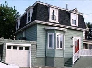 26 Hinckley St, Somerville, MA 02145