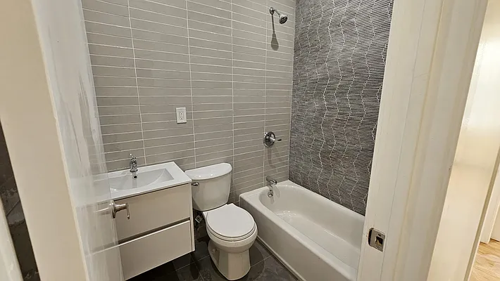 Rented by David Francis New York LLC | media 31