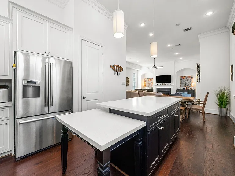 816 Ennis St — Photo 14
