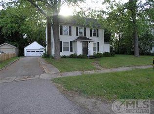 1807 Colgrove Ave, Kalamazoo, MI 49048