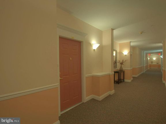 3rd image of 502 King Farm Blvd APT 204