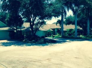 804 Pine Creek Ln, Naples, FL 34108