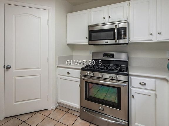 3rd image of 9413 Valley Hills Ave