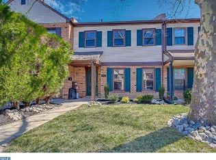 23 Oxford Ct, Langhorne, PA 19047