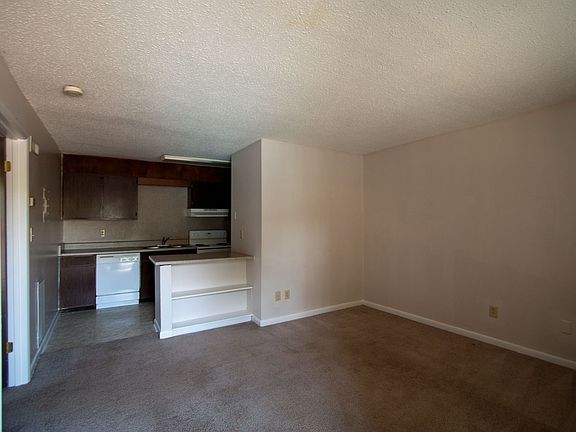 4th image of 1617 15th Ave S APT 16