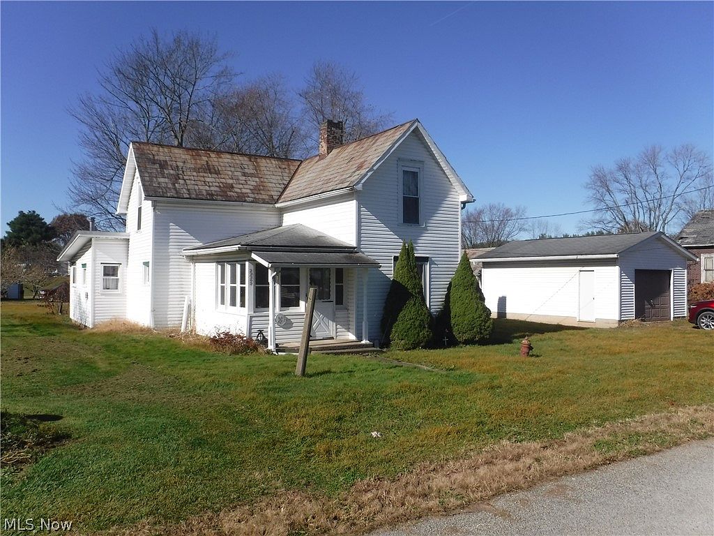 22203 Main St, West Lafayette, OH 43845 Zillow