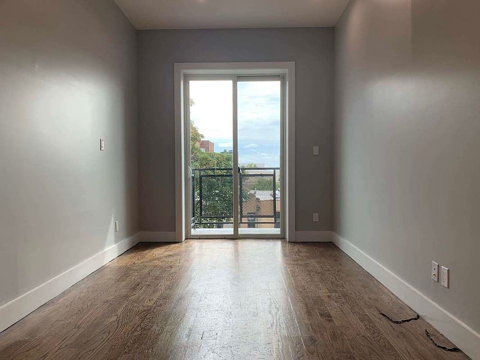 1st image of 104 Linden Blvd #3C