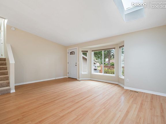 3rd image of 21120 NE 18th St