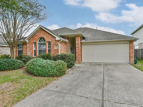 2nd image of 7631 Golden Thistle Ln