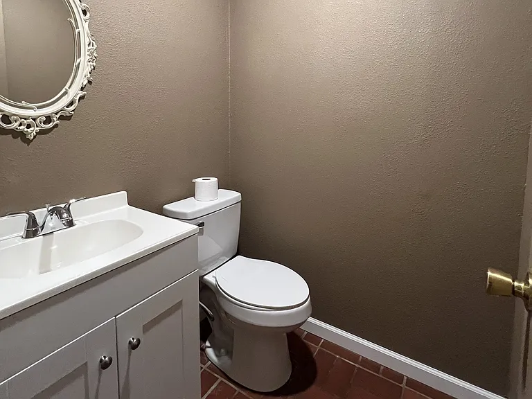 554 Alexandria Hwy — Photo 24