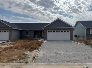 266 Railroad St, Moscow Mills, MO 63362