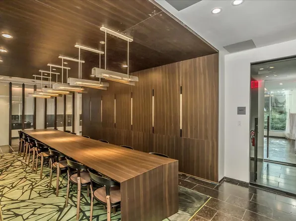 133-27 39th Avenue image 7 of 19