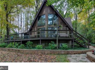 180 Lake Cove Ln, Felton, DE 19943