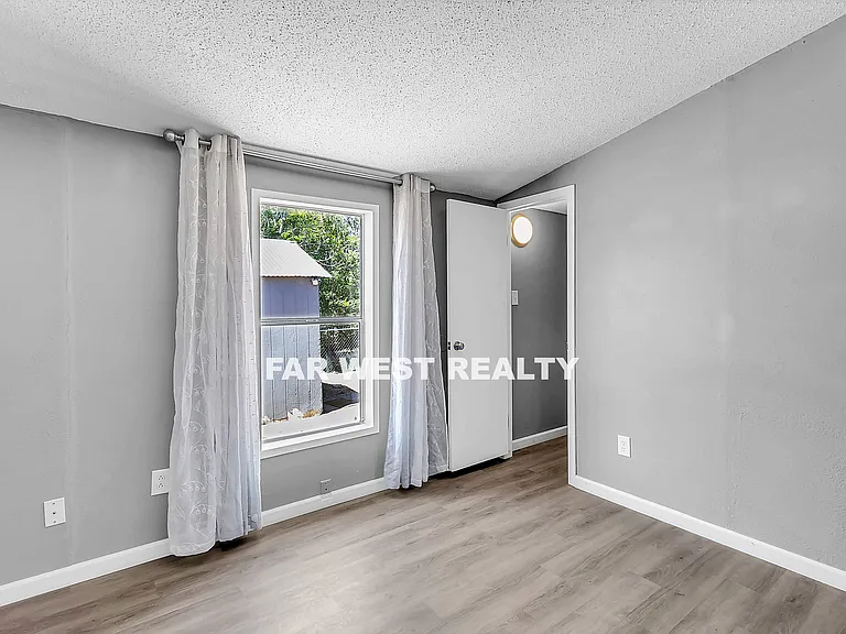 1355 Palo Verde Dr — Photo 25