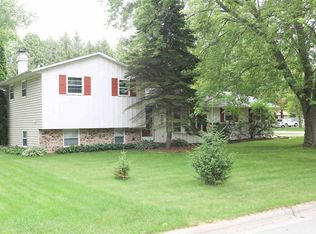 800 Patriot Pl, Green Bay, WI 54313