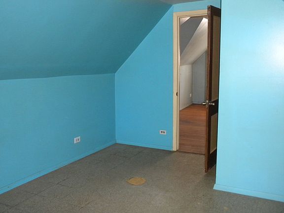 5th image of 1720 Lotus Dr