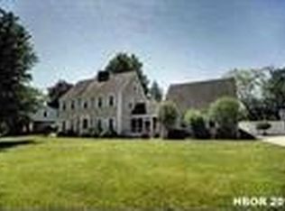 1313 W Ridge Dr, Fostoria, OH 44830