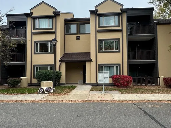 2313 Sayre Dr, Princeton, NJ 08540