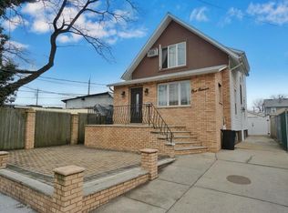111 Fisher Ave, Staten Island, NY 10307
