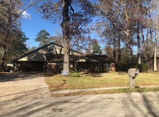 711 Fall Creek Dr, Huffman, TX 77336