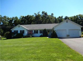 27 Kingswood Dr, Manchester, CT 06040