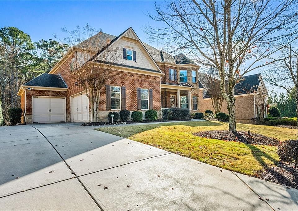 1st image of 2572 Walden Estates Dr