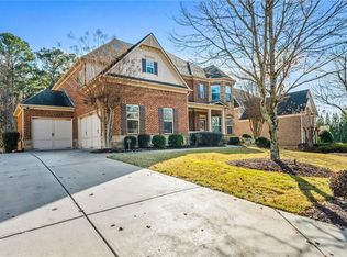 2572 Walden Estates Dr, Marietta, GA 30062