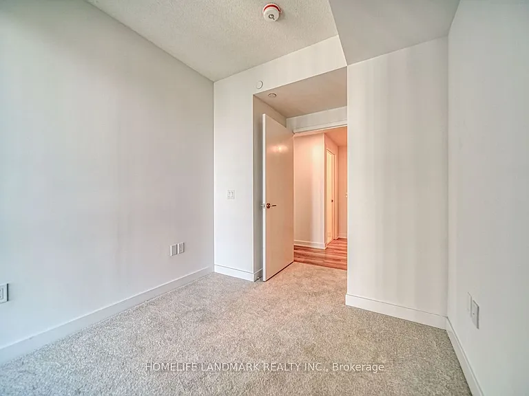 230 Simcoe St #1919 — Photo 20