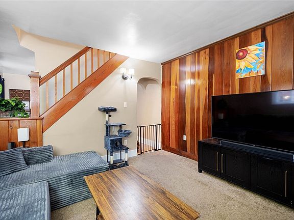 4th image of 2814 Louisiana Ave