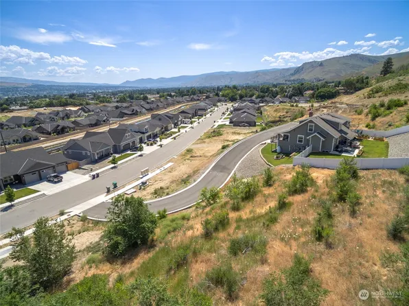 1024 Joni Lane, Wenatchee, WA 98801