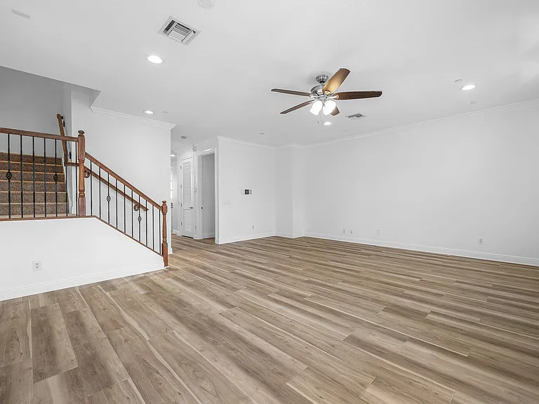 824 Virginia Garden Dr — Photo 21