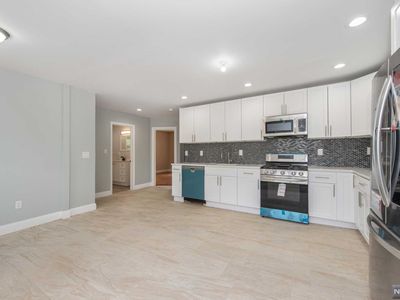 162-164 Richmond Ave, Paterson, NJ, 07502