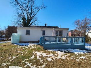 1747 Pimmit Dr, Falls Church, VA 22043