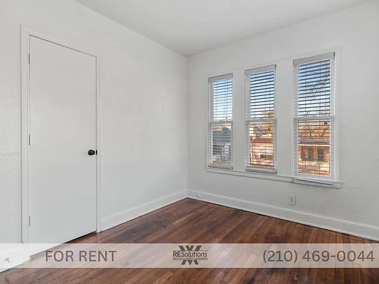 1630 W Rosewood Ave #C — Photo 6