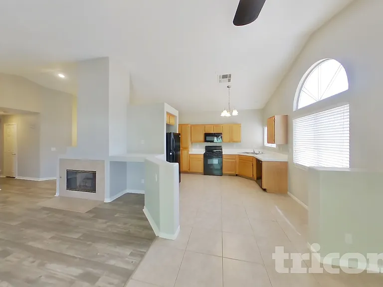 2636 Lake Martin Ct — Photo 4