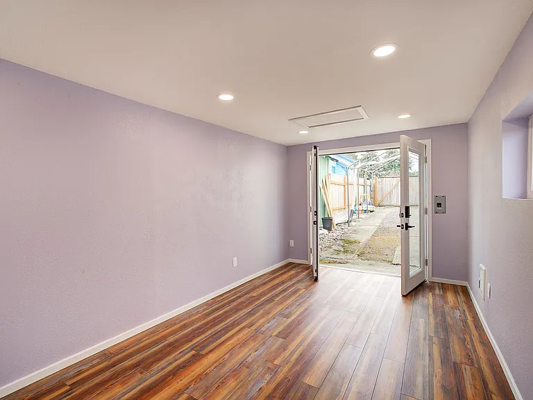 2125 Cedar St #2 — Photo 21