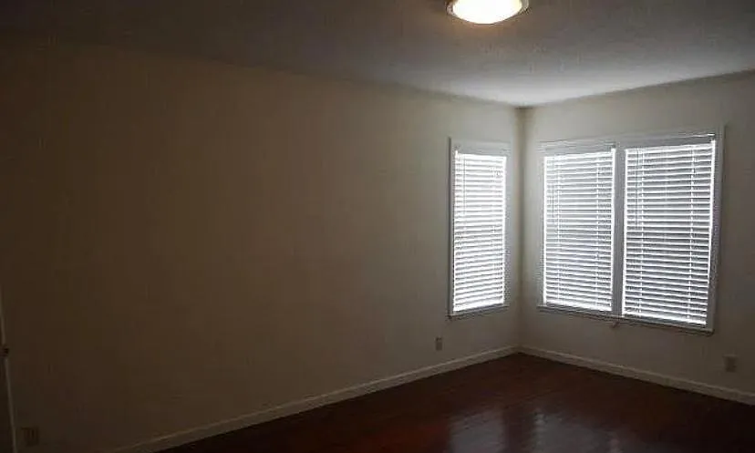 3959 Wilson Ave photo 1